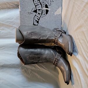 Women's FREEBIRD size 12 boots